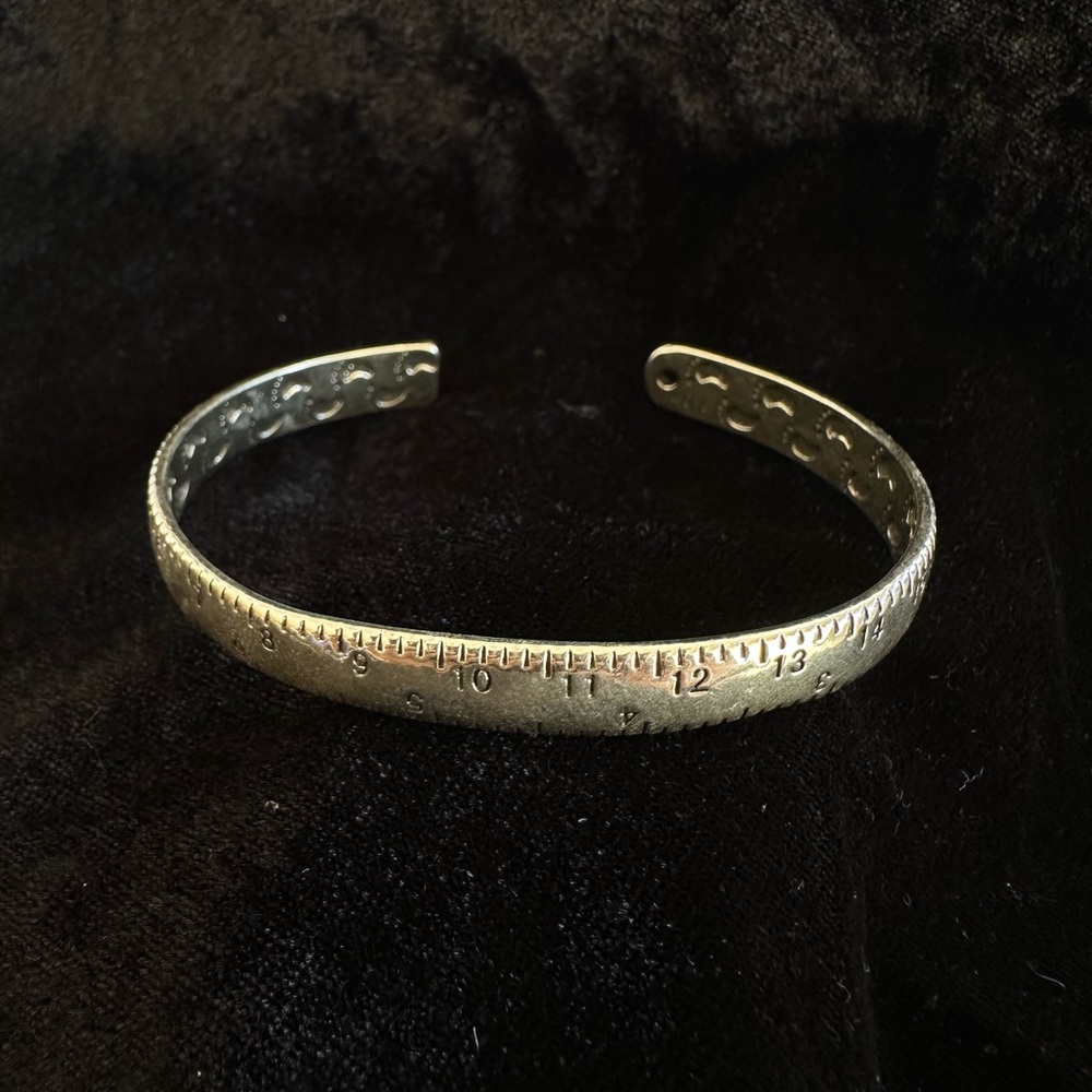 UNISEX 925 STERLING SILVER CUTE DESIGN BANGLE BRACELET - Picture 2 of 4